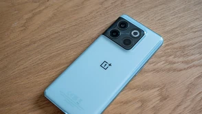 Recenzja OnePlus 10T. Średnia półka z wielkim sercem