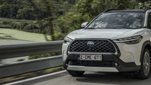 Toyota Corolla Cross 2.0 Hybrid – Test. 3,8 l/100 km dzięki napędowi hybrydowemu 5. generacji