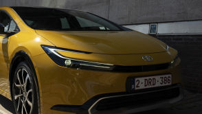 Toyota rozpisała plan dla aut elektrycznych, nawet 1200 km zasięgu