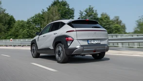 Hyundai Kona 2023: wykończenia wnętrza wersji hybrydowej i spalinowej. Kona N Line.