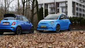 Elektryczny Abarth 500e kontra spalinowy Abarth 695 – test. Wierzysz w miłość od pierwszego wejrzenia?