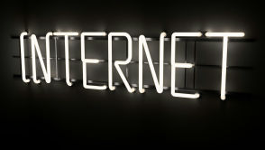 Internet w Polsce rozpędził się na dobre. UKE zdradza jak bardzo