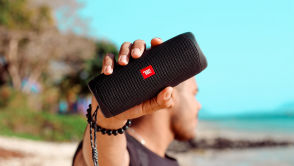 Na każdą kieszeń i każdą okazję: Który głośnik JBL warto kupić?