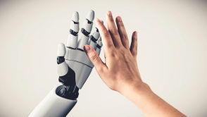 Łapy jak u Pudziana, gracja jak u baletnicy. To on będzie kiedyś sprzątać ci kuchnię