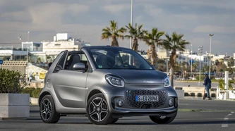 smart EQ fortwo cabrio