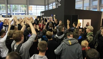 Antyweb rozmawia o e-sporcie: „komentowanie jest rozluźnieniem od codzienności”