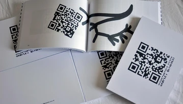 Treść książki ukryto w QR-kodach. Nowość na polskim rynku