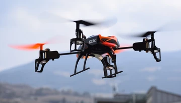 To może być pierwszy tego typu incydent z dronem w roli głównej!