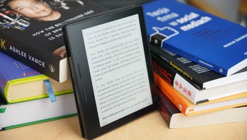 Kindle Oasis - po tygodniu nie zamieniłbym go na żaden inny... ale raczej nie kupił