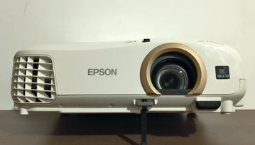 Epson EH-TW5350 - nie myślałem, że tak mile zaskoczy mnie... projektor