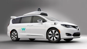 Google nie ufa ludziom. Samochody Waymo nie bez powodu rezygnują z ich wsparcia