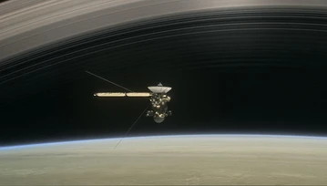 Sonda Cassini spłonie w Saturnie, a Voyager obchodzi 40 lat!