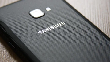 Samsung Galaxy Xcover 4 to odporny zawodnik ze średniej półki