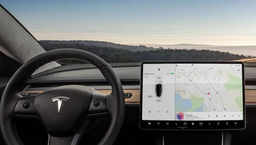 Elon Musk: Tesla Model 3 będzie prawie w pełni sterowany głosem