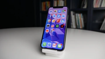 Popsuł Ci się ekran w iPhone X? Apple go wymieni