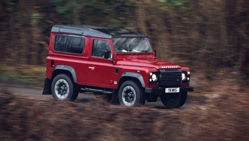 Land Rover Defender Works V8: umarł król, niech żyje król!