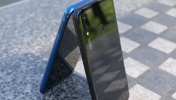 Honor 9 Lite vs. Huawei P20 Lite. Czy warto dopłacić 730 złotych za wcięcie?