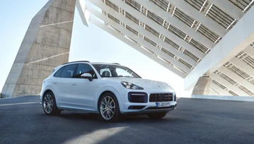 Oto nowe Porsche Cayenne 4 E-Hybrid: jesteśmy skazani na auta hybrydowe?