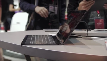 Lenovo Yoga Book C930 to laptop, tablet, tablet graficzny i czytnik e-booków w jednym. To nie może się udać? A jednak!