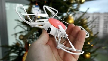 Latałem Xiaomi Mi Drone Mini i uważam, że to bardzo fajny i niedrogi pomysł na świąteczny prezent