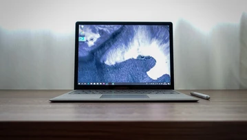 Ekran w tym laptopie to mistrzostwo. Niech inni biorą przykład. Surface Laptop 2 - recenzja