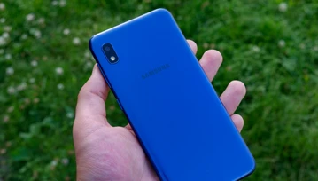 Najbardziej zaskakujący budżetowiec. Recenzja Samsung Galaxy A10