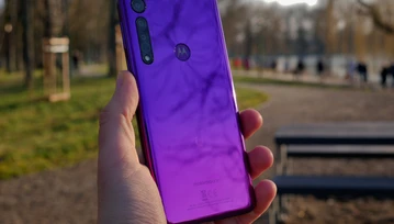 Recenzja Motorola Moto One Macro. Duży i dzielny Amerykanin