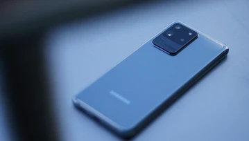 Na widok problemów Huawei, Samsungowi rośnie...sprzedaż