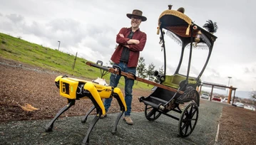 Robot Boston Dynamics tylko dla grzecznych i dobrych ludzi. Ruszają zamówienia!