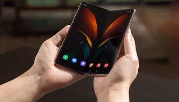 Brak notcha, ekran 120Hz i niezniszczalny zawias. Taki jest Samsung Galaxy Z Fold2 5G