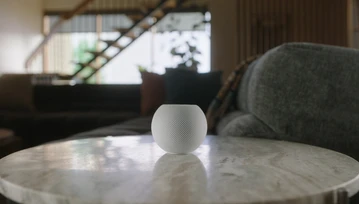 Google znowu przegrało. HomePod mini sprzedaje się jak świeże bułeczki