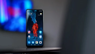 Xiaomi Mi 10T 5G i 10T Pro 5G z prezentami już tylko w Play. Sprawdzamy ceny