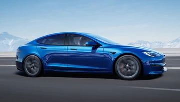 Tesla Model 3/Y sprzedają się świetnie, ale firma zarabia na... bitcoinie i ekologii