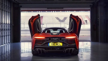 McLaren Artura - 680 KM i średnie zużycie paliwa 5,5l/100 km - cud?