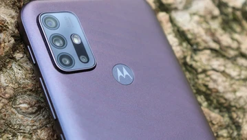 Konkurencja robi to lepiej - recenzja Motorola Moto G10