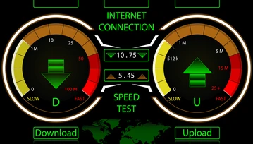 Jak zmieniła się prędkość internetu w Polsce w 5 lat. Światłowody i „udawane” 5G robią różnice