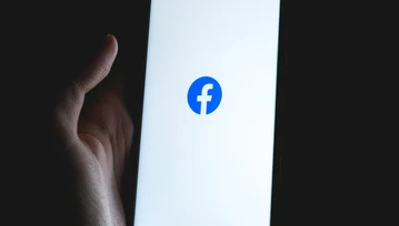 Himalaje hipokryzji. Rosja ogranicza dostęp do Facebooka