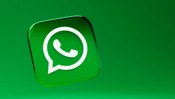 Przeczytaj raz, a zniknie. WhatsApp nie zwalnia tempa