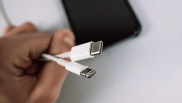 Piekło zamarzło. Apple testuje iPhone'a z wejściem USB-C