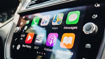 Twój przewodnik po Apple CarPlay: Jak włączyć usługę i korzystać z niej w aucie