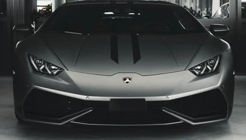 Kryzys? Jaki kryzys? Lambo i Bugatti wyprzedają się na pniu