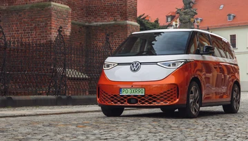 Volkswagen ID. Buzz – elektryczny i zjawiskowy bus. Pierwsza jazda próbna