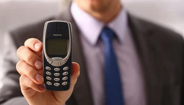 To nie Nokia 3310, a sprzęt do kradzieży samochodów. Zobacz jak działa