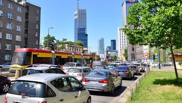 Bez nalepek, a z telefonem. Wjazd do stref czystego transportu będzie prostszy