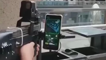 Ta gra jest lepsza niż Pokemon GO. Najlepsze zastosowanie smartfona od dawna