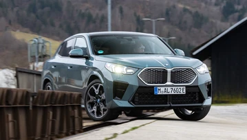 Elektryczne BMW iX2 xDrive30 o sportowym charakterze. Jazda próbna