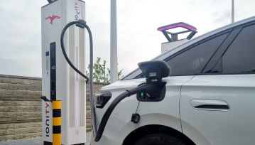 Rekord za rekordem. W Polsce mamy boom na auta... elektryczne