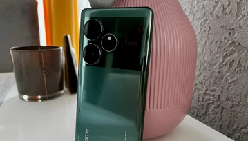 Pogromca flagowców wrócił. realme GT 6 błyszczy nie tylko ekranem