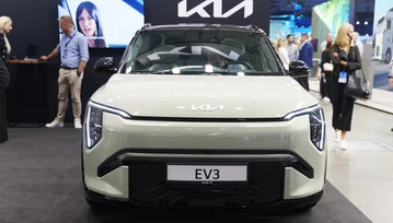 Kia EV3 – miejski crossover z dużym zasięgiem i przestronnym wnętrzem. Polskie ceny