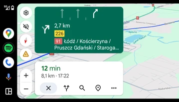 Polacy zrobieni w AI. Kultowy lektor żegna się z Mapami Google